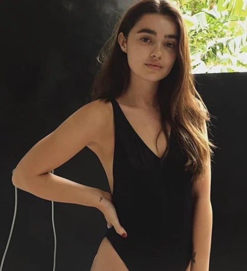 Kiara Air Hostess Escort Malviya Nagar Delhi